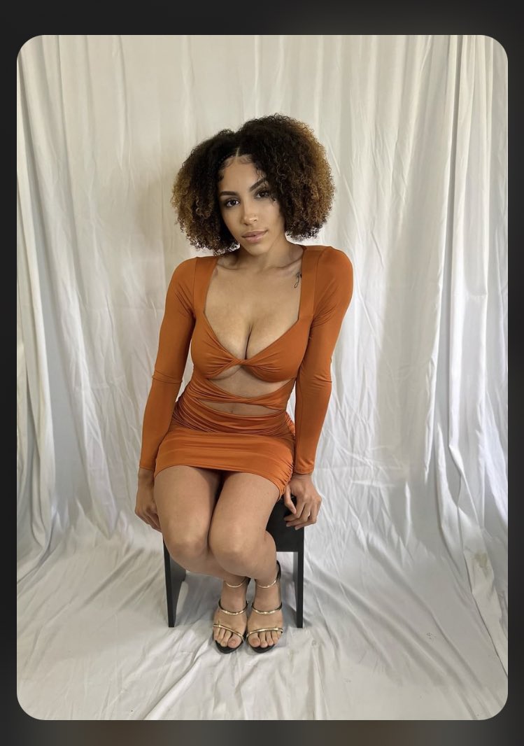 ZahmiaSGG's tweet photo. fall b good 2 me pls https://t.co/d0FkOKF3ef