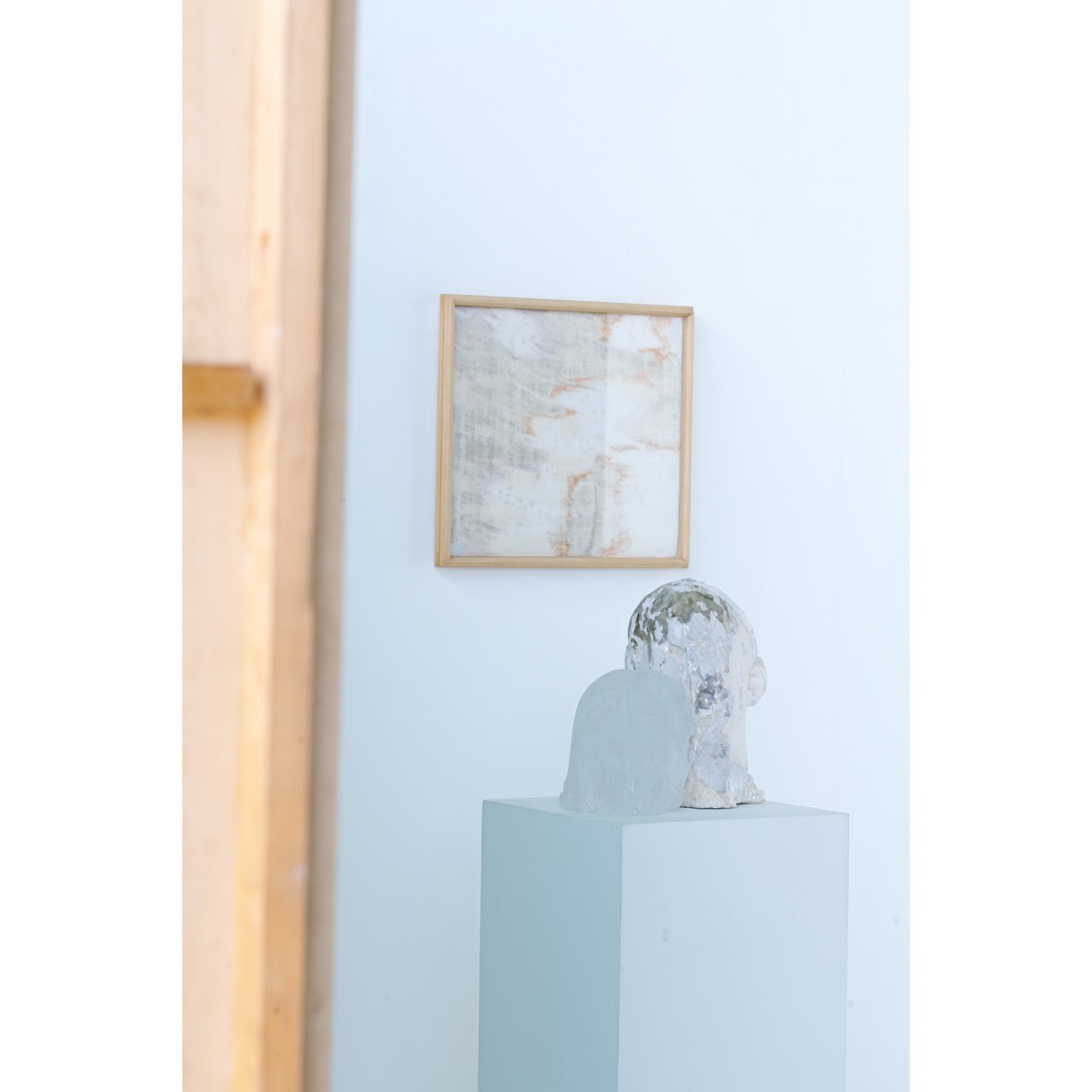 Yusuke Tsuchiya solo Exhibition
"Two"
2023.10.14（sat）-22（sun）
会期中無休

彫刻家 土屋裕介による二度目の展覧会

他者と自己のあわいがゆるやかに溶け合い
光の中で像を結ぶ
ご高覧ください