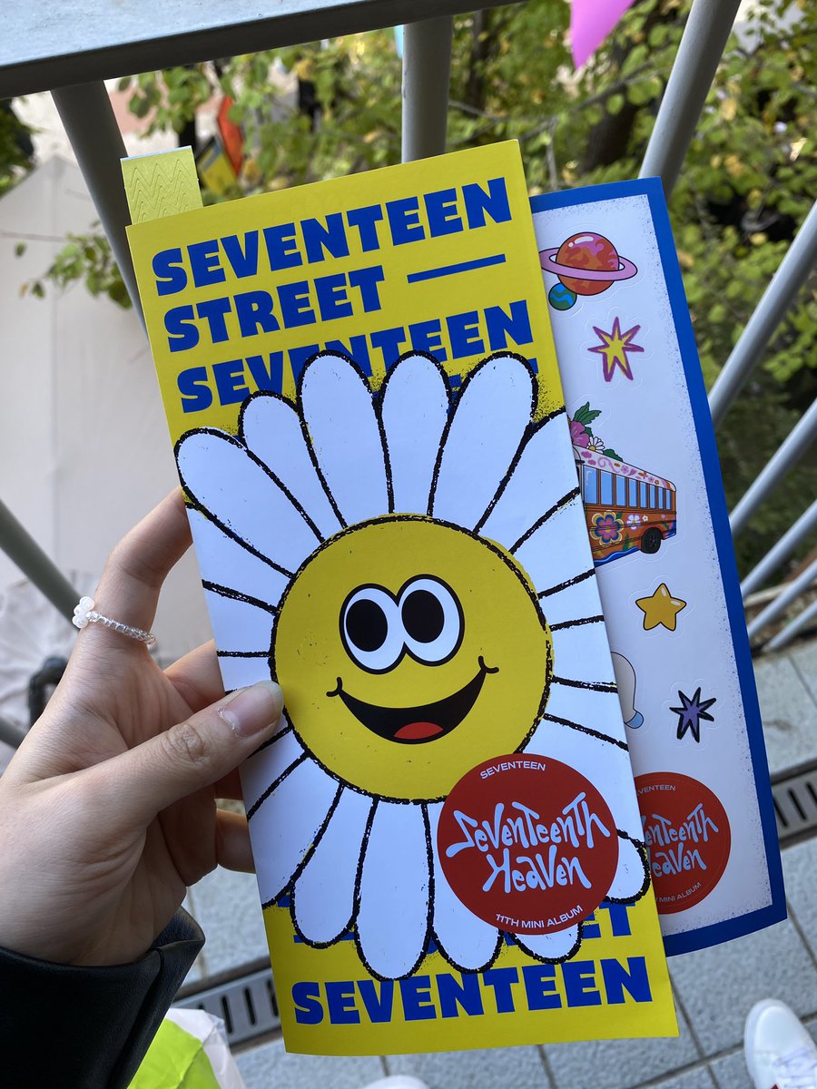 _cherry__rang's tweet photo. #SVTstreet #SVT_Festival
#세븐틴스트리트 #세븐틴페스티벌 https://t.co/2YIikHFGGc