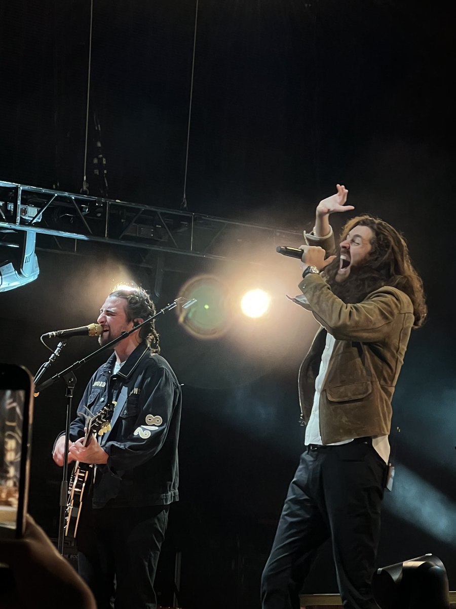 finelinekels's tweet photo. And hozier ok 😭 what a great 2 nights https://t.co/AoVoTl5Jk8
