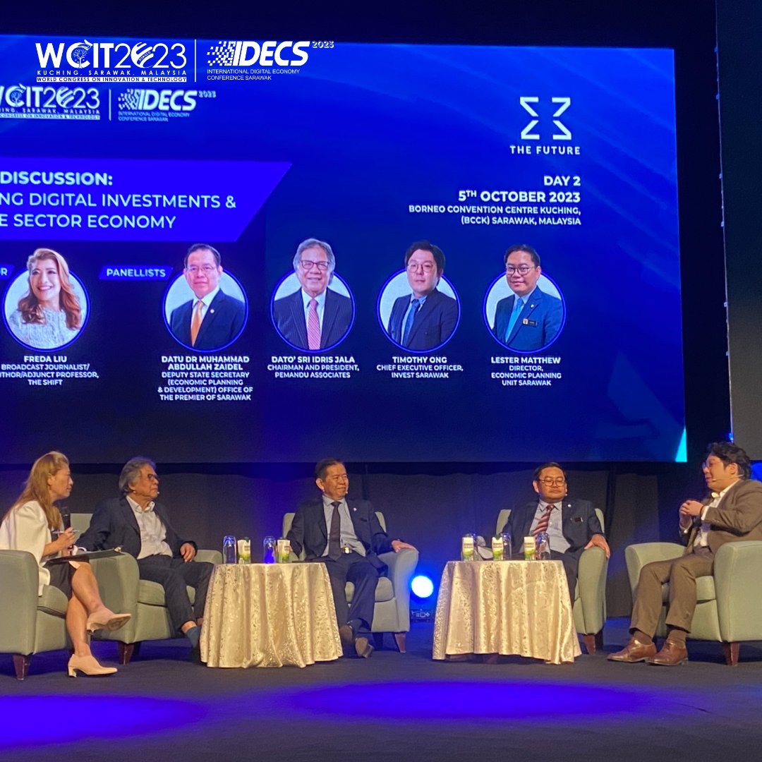 WCITIDECS2023's tweet image. Insightful panel discussion on &quot;Growing Digital Investments &amp;amp; Private Sector Economy&quot;

This panel brought together industry experts to explore the crucial role of digital investments in fostering private sector growth.

#WCITIDECS2023 #WCIT2023 #IDECS2023 #SarawakGovernment