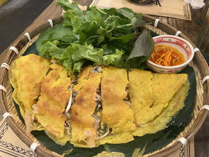 ベトナムのCMデビューしました🇻🇳 よかったらYouTubeから本編をご覧ください！ 撮影に関わった皆様、本当にありがとうございました。  CHIN-SU hạt n&ecirc;m nấm shiitake &amp;<a href="/tag/hatnemchinsu"class="tags"><span>#hatnemchinsu</span></a><a href="/tag/hatnem"class="tags"><span>#hatnem</span></a><a href="/tag/chinsu"class="tags"><span>#chinsu</span></a>