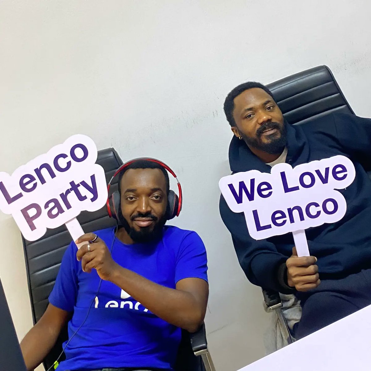 LencoSupport's tweet image. It&apos;s Customer Support Week party🎉
We are always at your service🤝

#customersupportweek #teamservice #lencohq