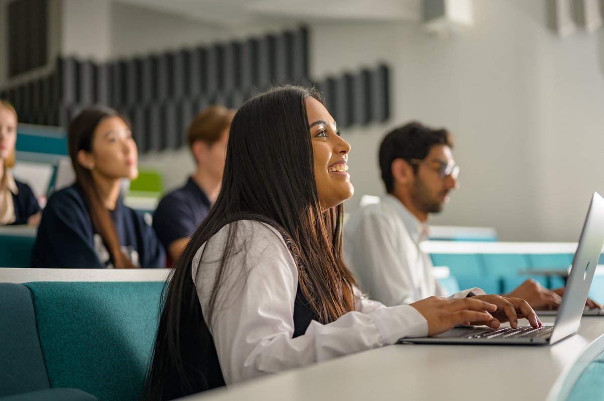 kclstudent's tweet photo. 💻Free Access to course software
🌟@KingsCollegeLon students have free access to applications via the King’s Student Virtual Desktop (SVD)
🔽Request access and view the complete list
https://t.co/KWX8RAAxHN
#KingsStudents #KingsLife #KingsResources https://t.co/uBqUjgmQ68