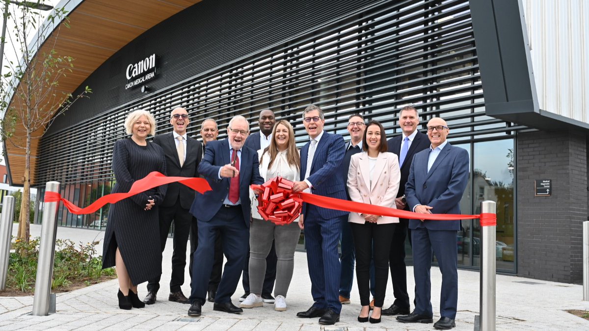 Set to benefit the 746,000 citizens of Sheffield, UK, the new Canon Medical Arena, developed by Canon Medical #UK, opens its doors today. Find out more here: bit.ly/3ZKwVfw #MadeforLife #MadePossible #CanonMedicalArena #Sheffield #HealthEquity
