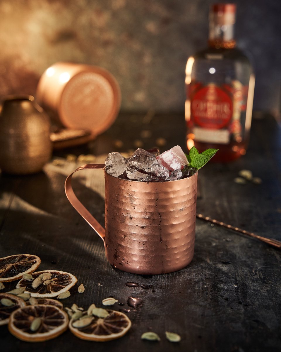 neatandshakenuk's tweet image. What's your favourite gin cocktail? We're on a mission to try them all! 🍹 #GinGoals #MixItUp #OpihrGin #SpiceGin

#drinkthegoodvibes with #neatandshaken