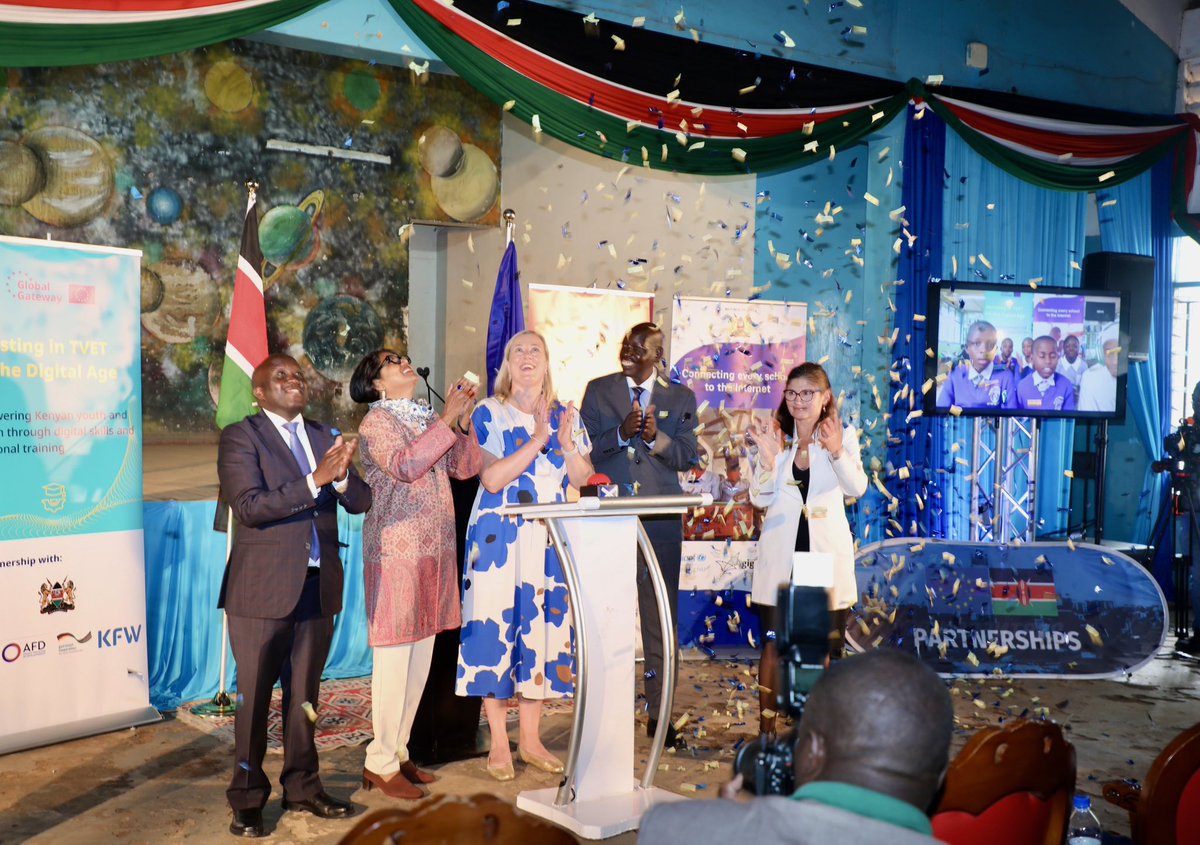 UNICEFKenya's tweet photo. @Gigaglobal @EduMinKenya @tanuijohn @ITU @EUinKenya @JuttaUrpilainen @ShaheenSnilofer @GermanyinKenya @KfW @FranceinKenya @EU_Commission @UnKenya @charlesdotine Launch of the last-mile connectivity for schools project by @EduMinKenya, @MoICTKenya, @EuinKenya &amp; @UNICEFKenya at Kilimani Primary School.

This exciting partnership will connect more schools to the Internet, promote children’s rights to education &amp; improve learning outcomes. https://t.co/Id6OOeR7lf