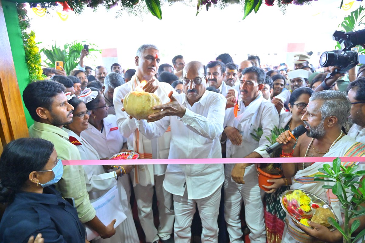 swamyangothu's tweet photo. Inauguration of 100 Beded Mother and Child Hospital at Gajwel. https://t.co/kxejzf3xFc