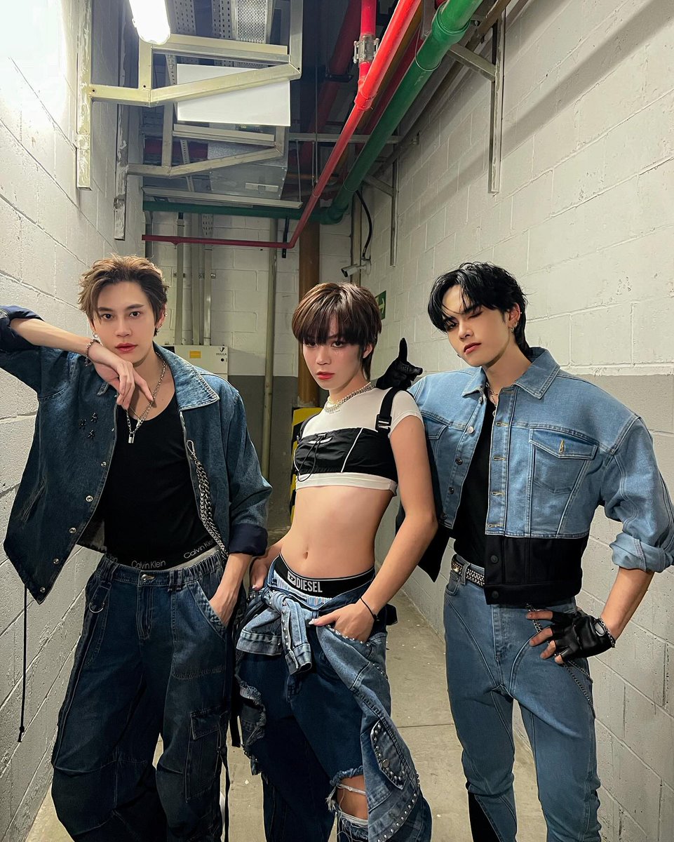 bb0un_official's tweet photo. 🗓️[05.10.2023] IG : zarasenzen

Fortaleza 🇧🇷
Stylist @.zarasenzen 
Make up @.jin_pannaphat 
Hair @.nadaimakeover 

// ขอบคุณพี่ๆช่างแต่งหน้าทำผมทุกคนด้วยนะค้าบ 🙏🏻🤍
 
📍https://t.co/FDDk5GWIOX

#bb0un 
#WabiLoveinBrazil
#wabilovelatintour2023 https://t.co/IjgJxKnb1a