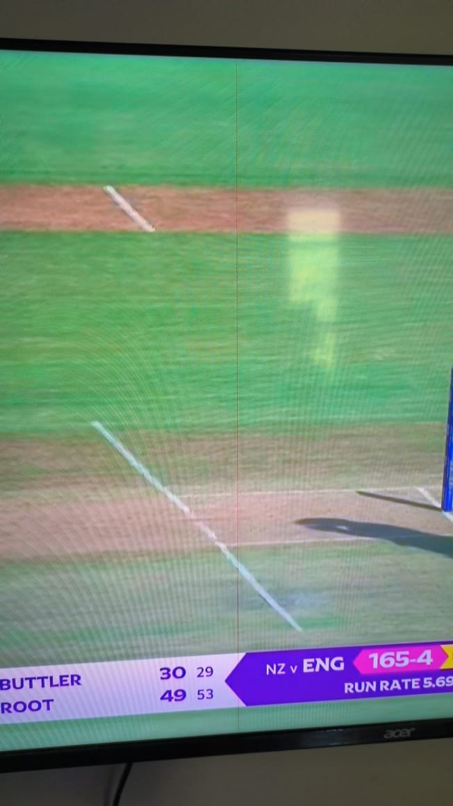 gaurav_19941's tweet image. @Acer_India @AcerTVIndia  i have red line on 1 month old acer tv purchased from @Flipkart tried raising service request but no support at all the tv has a red line . This is not the service expected from @Acer @Acer_India @AcerTVIndia  !! #fixthisasap