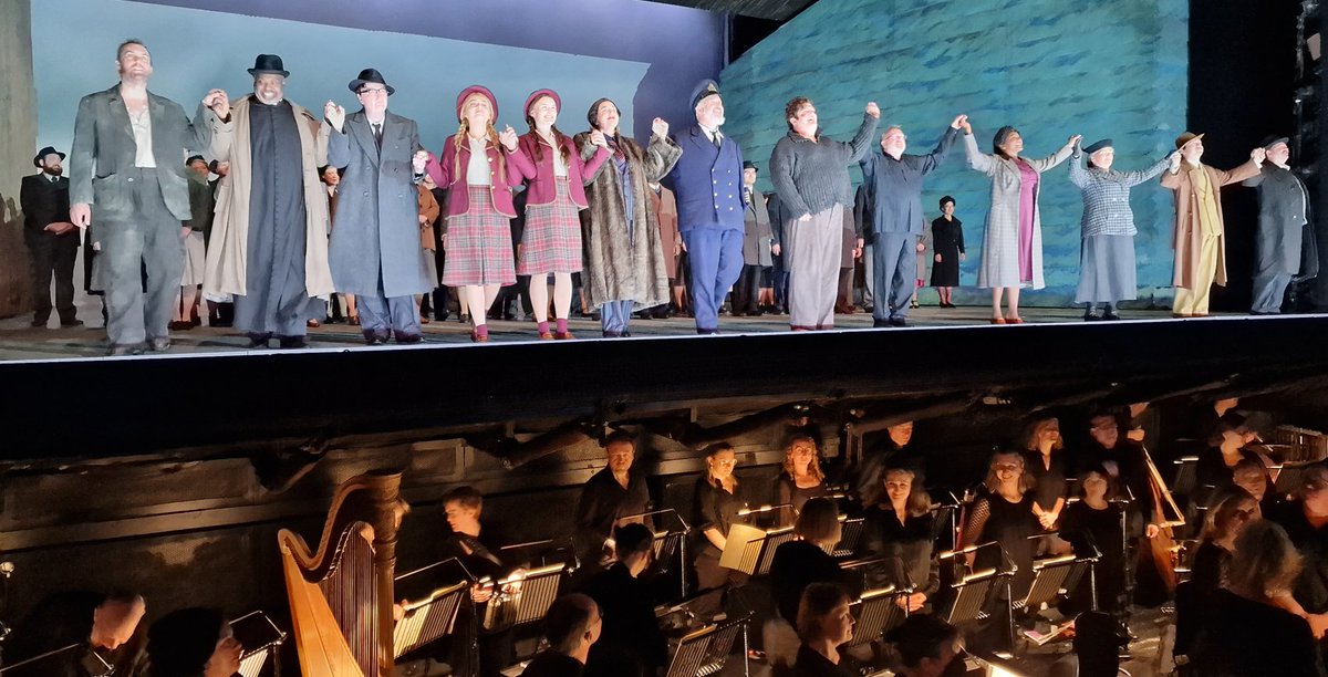 Yet another great night <a href="/E_N_O/">English National Opera</a> Brilliant cast and orchestra for #ENOPeterGrimes And congratulations to John Findon for his fine stand-in debut as Peter Grimes. @SopranicBrit #MartinBrabbins #LoveENO