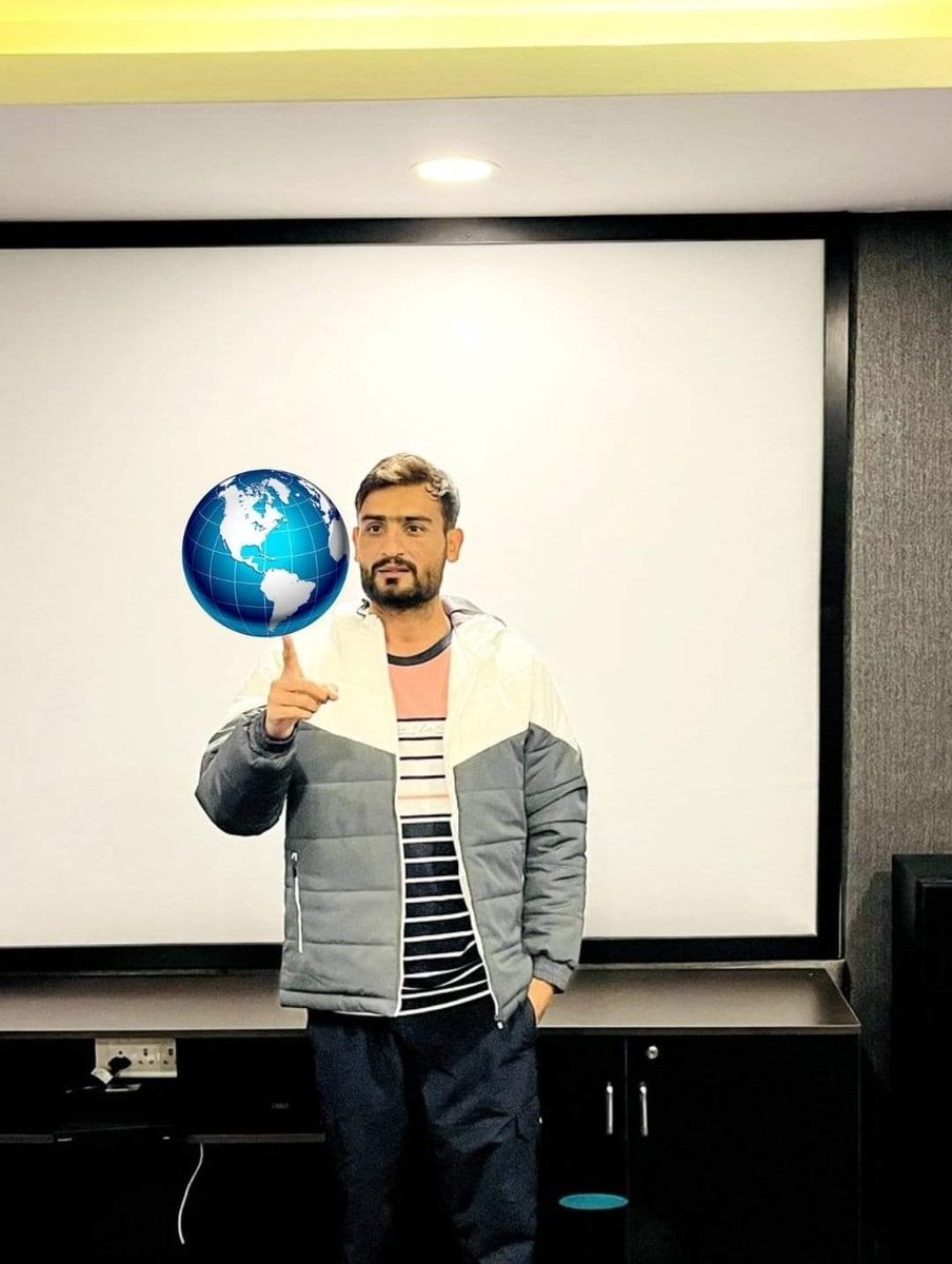 भगवान जब देता है छप्पर फाड़ कर देता है,,

आज के बाद हमें भूगोल का व्याख्याता बोला जाए 😍❤️love u all
258 वी रैंक 🔥अब पक्का भण्डारा