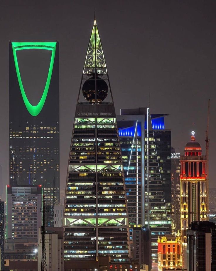 azzayezz's tweet photo. ترتيب عدد العلماء 🧑🏻‍🔬المواطنين من البلدان العربية.
1- 🇸🇦المملكة العربية السعودية: 36301 
2- 🇪🇬جمهورية مصر: 34575
3- 🇮🇶جمهورية العراق: 18711
4- 🇦🇪الامارات العربية المتحدة: 10079
5- 🇲🇦مملكة المغرب: 9463
6- 🇹🇳جمهورية تونس: 8338
7- 🇩🇿جمهورية الجزائر: 7968
8- 🇯🇴مملكة الاردن الهاشمية: 6540
9- 🇶🇦قطر: 5081
10- 🇱🇧لبنان: 4249

— SCOPUS