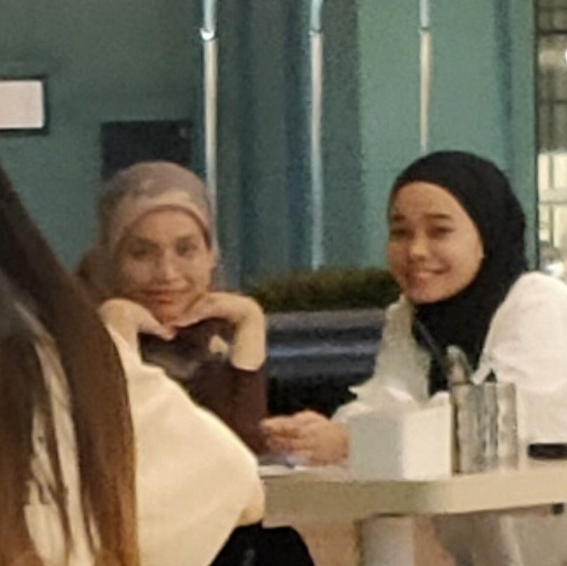 mohammadfarkhis's tweet photo. Family Aku tga makan snap to the boom..Bunga ni boleh interframe...kau ni apoooo... siapa kah kome.?? https://t.co/kxRBHB2Xqn