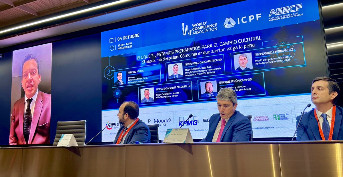 NestorAparicioS's tweet photo. La verdad funciona, pero el ejemplo arrastra.
Qué bueno mi amigo @balvarez en el #CNA6 de la @worldcompl https://t.co/QrcVITAxLm