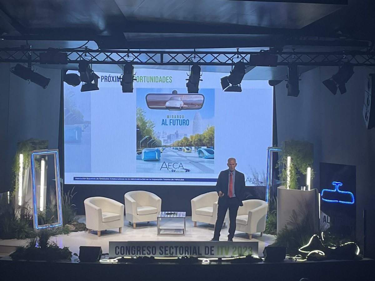 <a href="/DGTes/">Dir. Gral. Tráfico</a> <a href="/Guillermo_Magaz/">Guillermo Magaz</a> <a href="/Unijepol/">Unijepol</a> <a href="/Congreso_Es/">Congreso</a> <a href="/citainsp/">CITA</a> “El parque de #vehículos de nuestro país ha incrementado en un 10,4% desde 2017 a 2022” <a href="/Guillermo_Magaz/">Guillermo Magaz</a> #CongresoITV2023 #ITVSalvaVidas