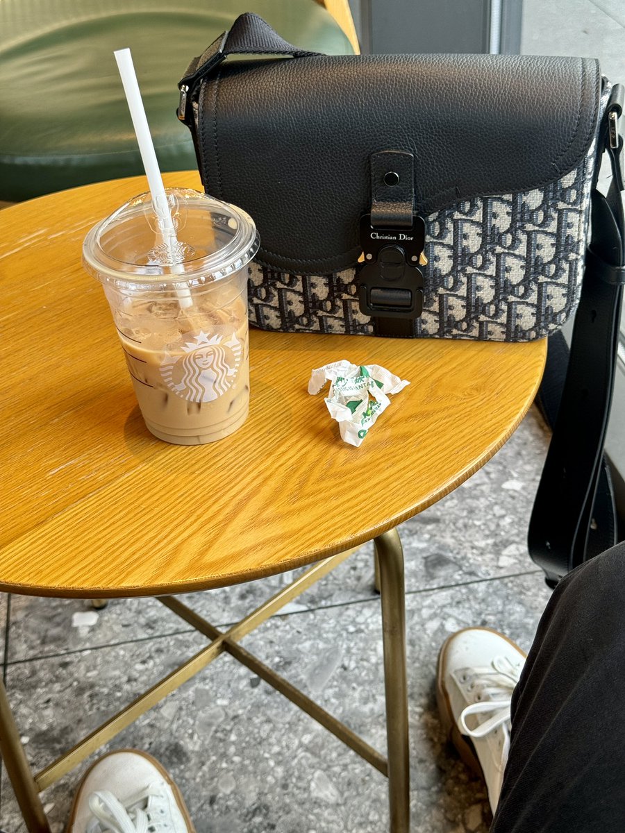 国庆8天假期就似这杯咖啡般，快要见底～💔#桂林