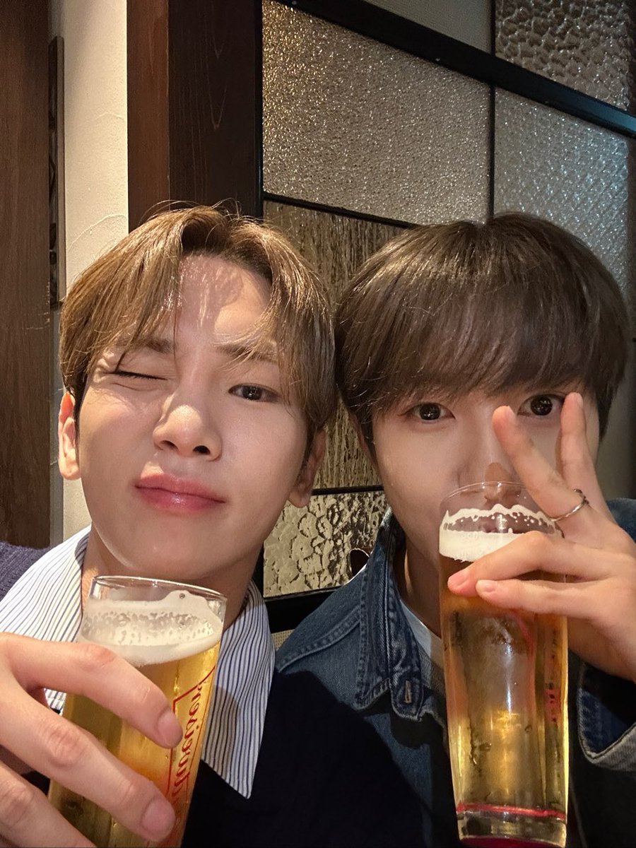 pxxkaboooo's tweet photo. 키형이 젤 아끼는 동생 런쥔🫶🫶 https://t.co/4GFug3ypKw