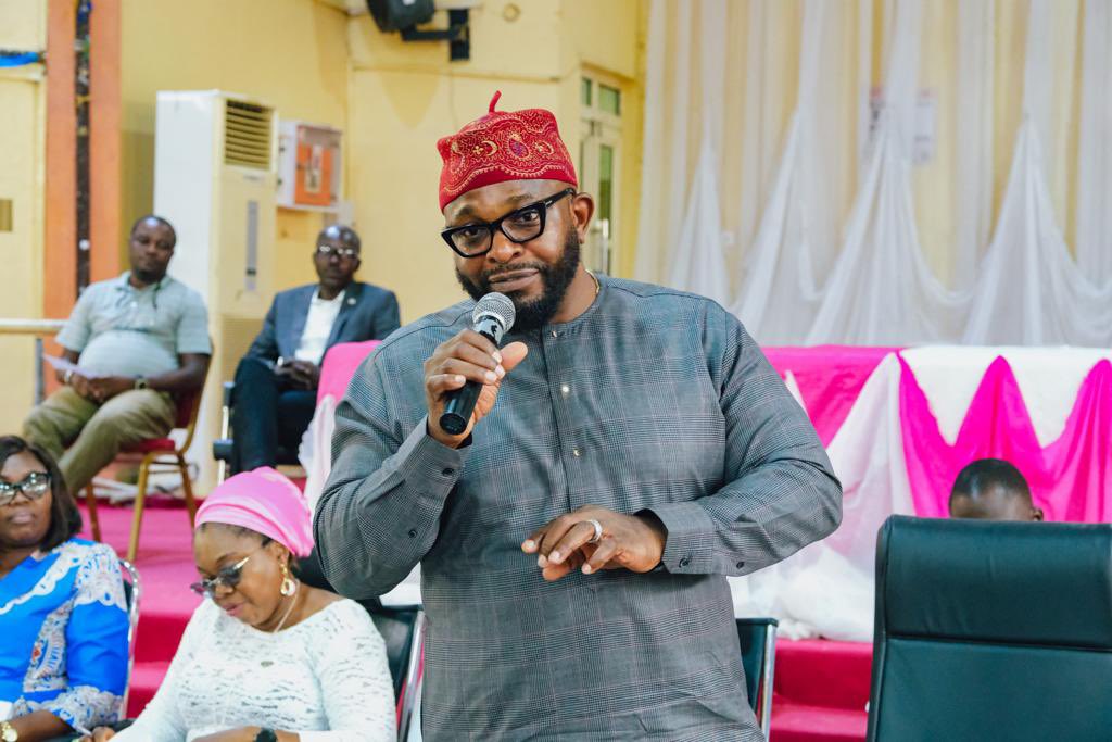 LagosHOS's tweet photo. Lagos State Head of service Mr. Bode Agoro met with the management and entire members of staff of the Public Service Office / Office of the Head of Service, at Adeyemi Bero Auditorium, Ikeja 

#LagosCivilService 
#AGreaterLagosRising 
#LASG https://t.co/Ky7ezt5F36