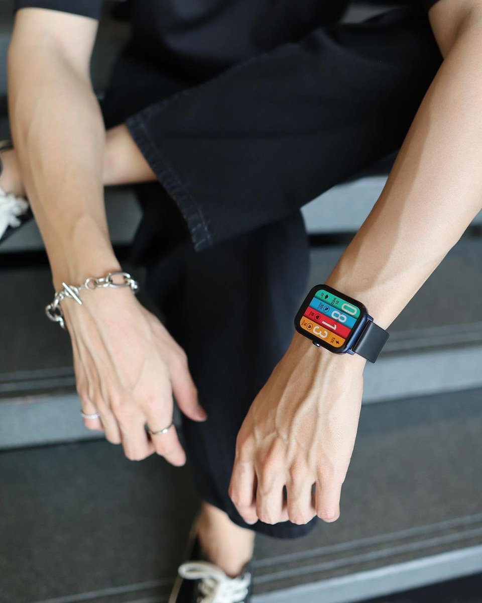 toosafe_fc's tweet image. “Ks Mini” Smartwatch รุ่นล่าสุดจาก Kieslect ดีไซน์สวยงามกระทัดรัดพร้อมหน้าปัดสีคมชัด และยังมีระบบบลูทูชที่รองรับทั้งการโทรออก-รับสายได้อย่างเสถียร รวมถึงโหมดกีฬาและฟีเจอร์ด้านสุขภาพ ตอบโจทย์ไลฟ์สไตล์คนรุ่นใหม่สุดๆ ⌚️

Cr.: tooosafe ig
#kieslect #kieslectksmini
#tooosafe #aimer