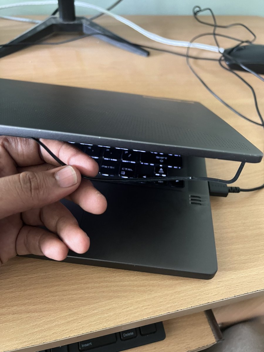 gowtham_b_h's tweet photo. I have a @ASUS ASUS Rog zephyrus g14 

It’s 2 years old now and the rubber frame are expanding and falling off  no proper response from any of the service centre near me 

Help me out with a solution @ASUSIndia @ASUS_ROG 

@PCDocNanda @TechBossIndia 
@LinusTech @MKBHD https://t.co/anq6OGCoTv
