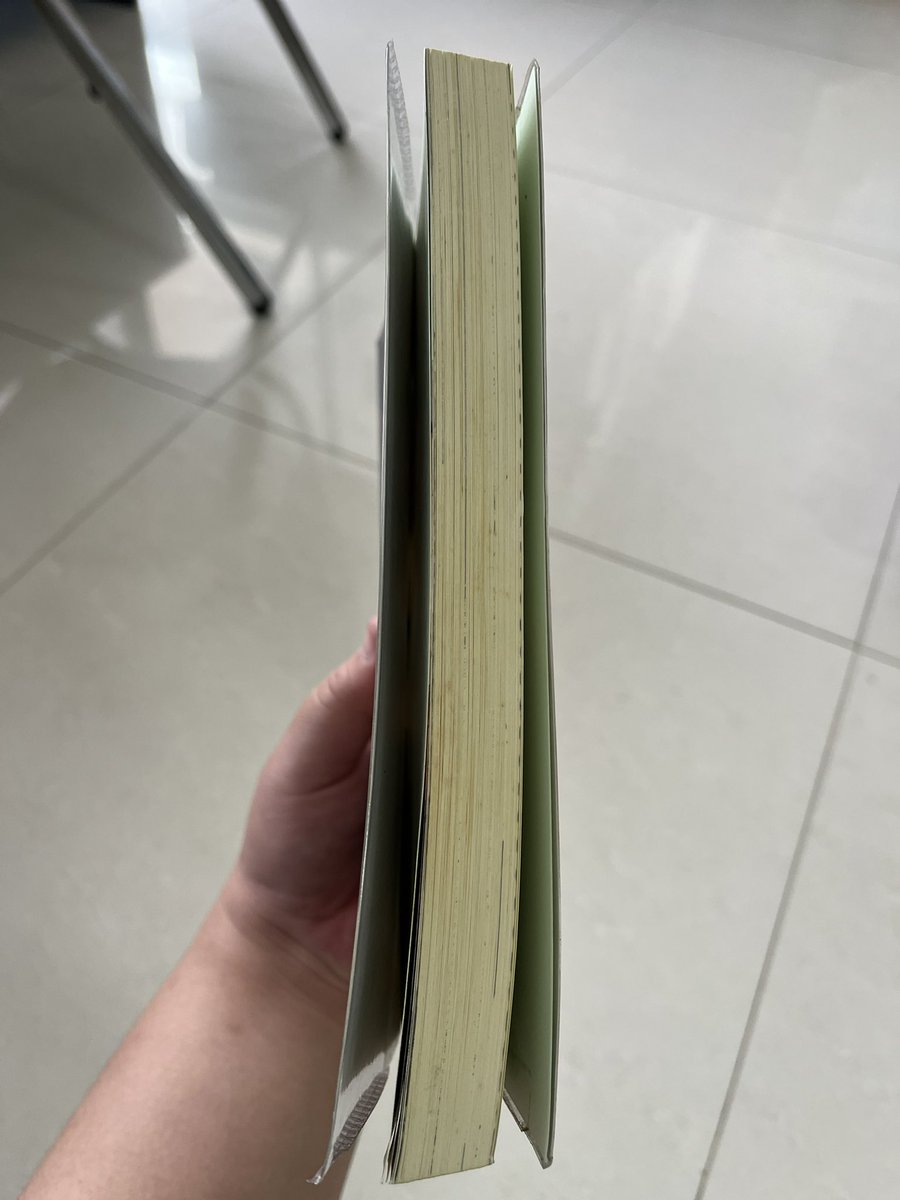 swdfjsj's tweet photo. เล่มละ 80 บาท ✅📓
ขอดูรูปเพิ่มเติมได้นะคะ ✨🧸
#หนังสือมือสอง #ส่งต่อหนังสือมือสอง #ส่งต่อหนังสือสภาพดี #หนังสือมือสองราคาถูก #นิยาย #ขายหนังสือมือสอง #หนังสือมือสองสภาพดี #นิยายวายมือสอง https://t.co/6XIy47TI0S