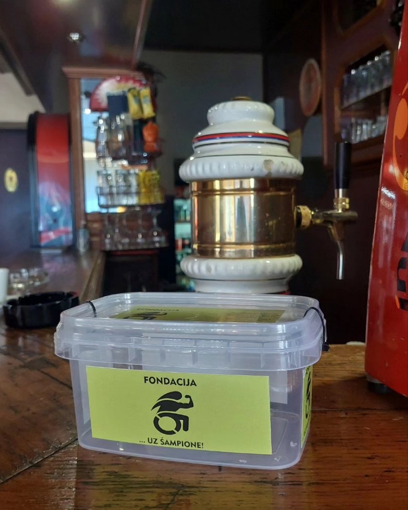 Caffe Volan Razboj je uz šampione! 💪

Nova lokacija na kojoj putem kutije za donacije možete podržati izgradnju trening centra za sportiste sa invaliditetom, rad i ciljeve fondacije.

BUDI UZ ŠAMPIONE!