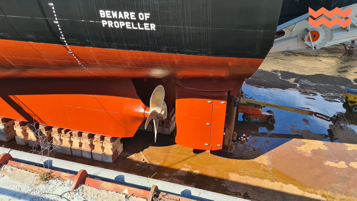 DMC performed a thorough check on the Castorone, one of the largest Pipe Laying Vessels in the world and owned by Saipem. Recently she was in dry dock for her 5-years class renewal. During this period DMC checked the rudders and steering gear and made sure they were good to go.