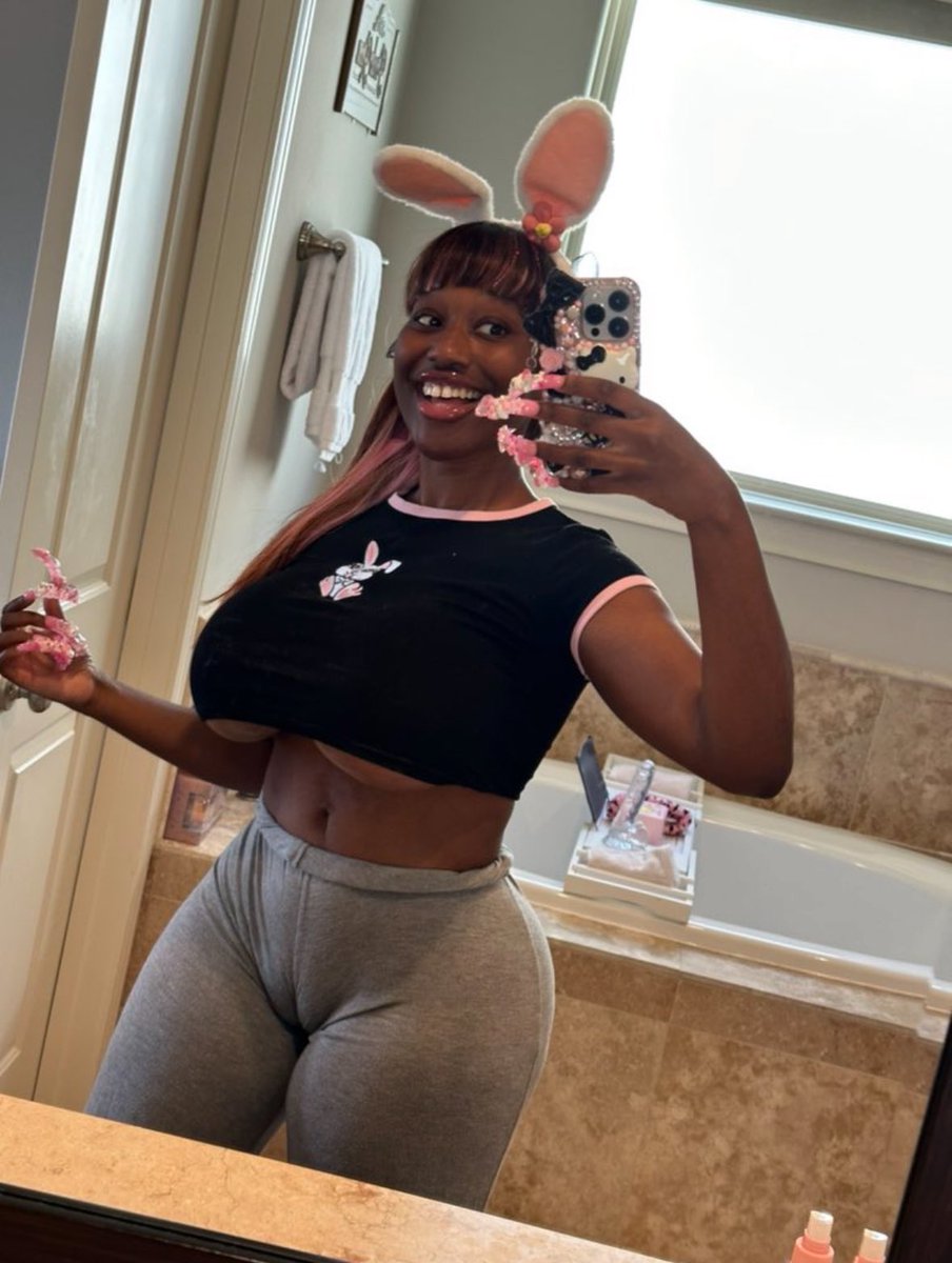 squirtybun's tweet photo. Hello, do I look cute today ? 🐰💦 https://t.co/By8BYrwTi3