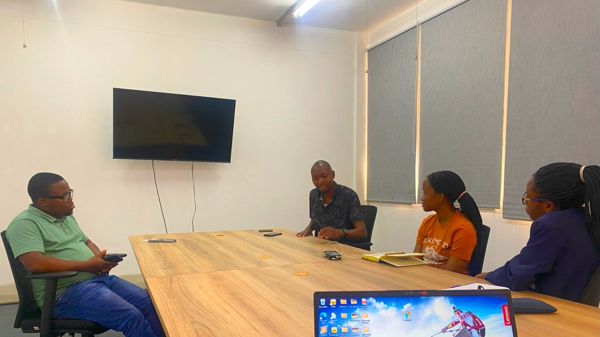 As part of Sciency's mission to embolden our students in their future careers, we invited the founder of Emzini weCode, UC Berkeley alum <a href="/erickhumz/">eric</a> to guide and share tips on successfully applying to US colleges as well as scoring internships in global tech companies.