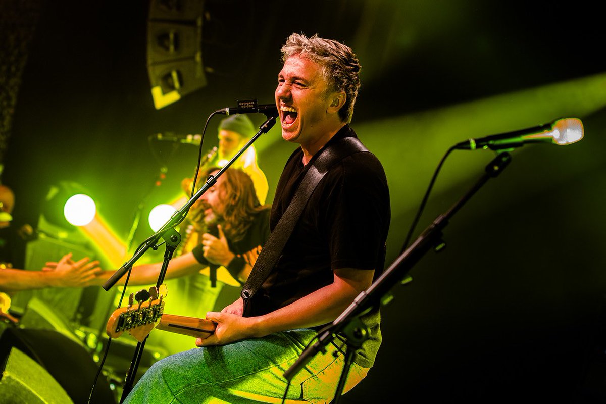 Kom ook een keer meebrullen met al je favoriete punkanthems tijdens een van de No Barrier avonden in het land. Binnenkort Patronaat, Melkweg, Paard, Gigant, de Helling &amp; FLUOR!