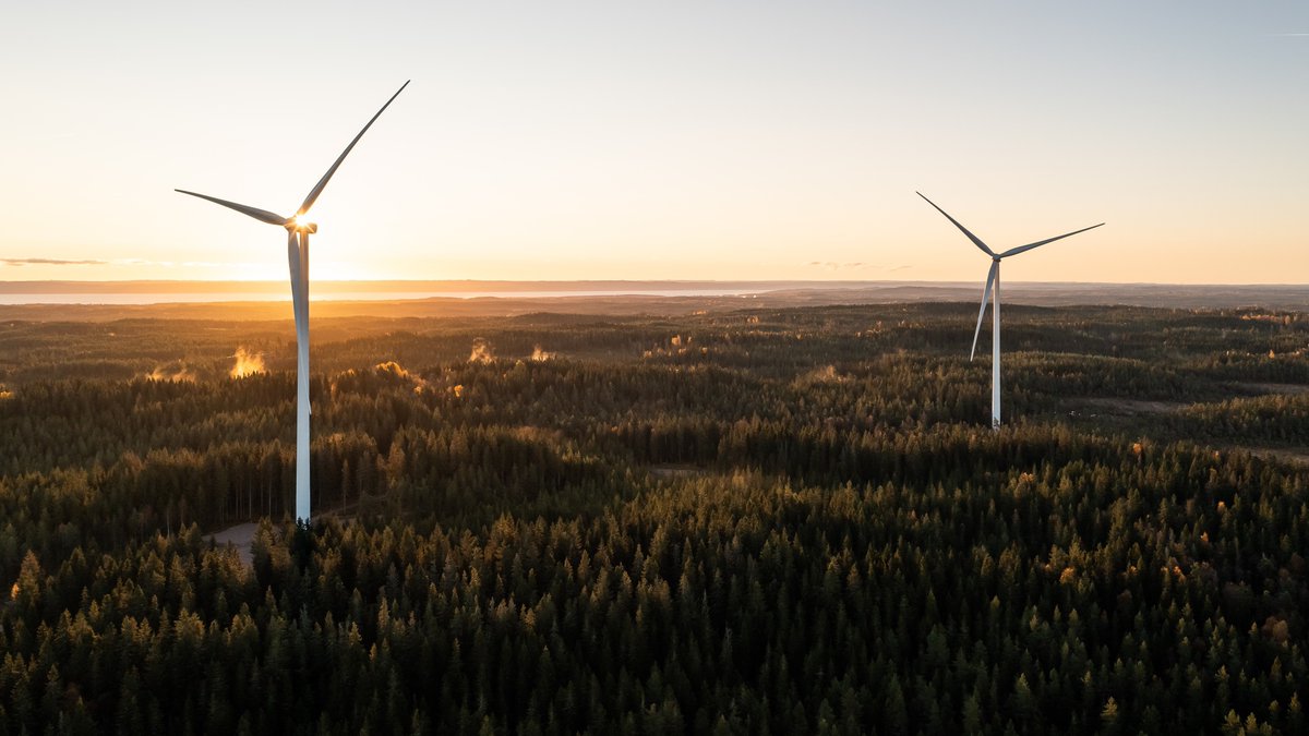 ewz_energie's tweet image. ewz kauft einen neuen Windpark in Schweden. Der #Windpark Ånglarna umfasst 18 Turbinen mit einer installierten Leistung von 115 Megawatt und geht voraussichtlich 2026 in Betrieb. ewz stärkt damit seine Präsenz im Fokusland #Schweden: bit.ly/3RMwI9Q