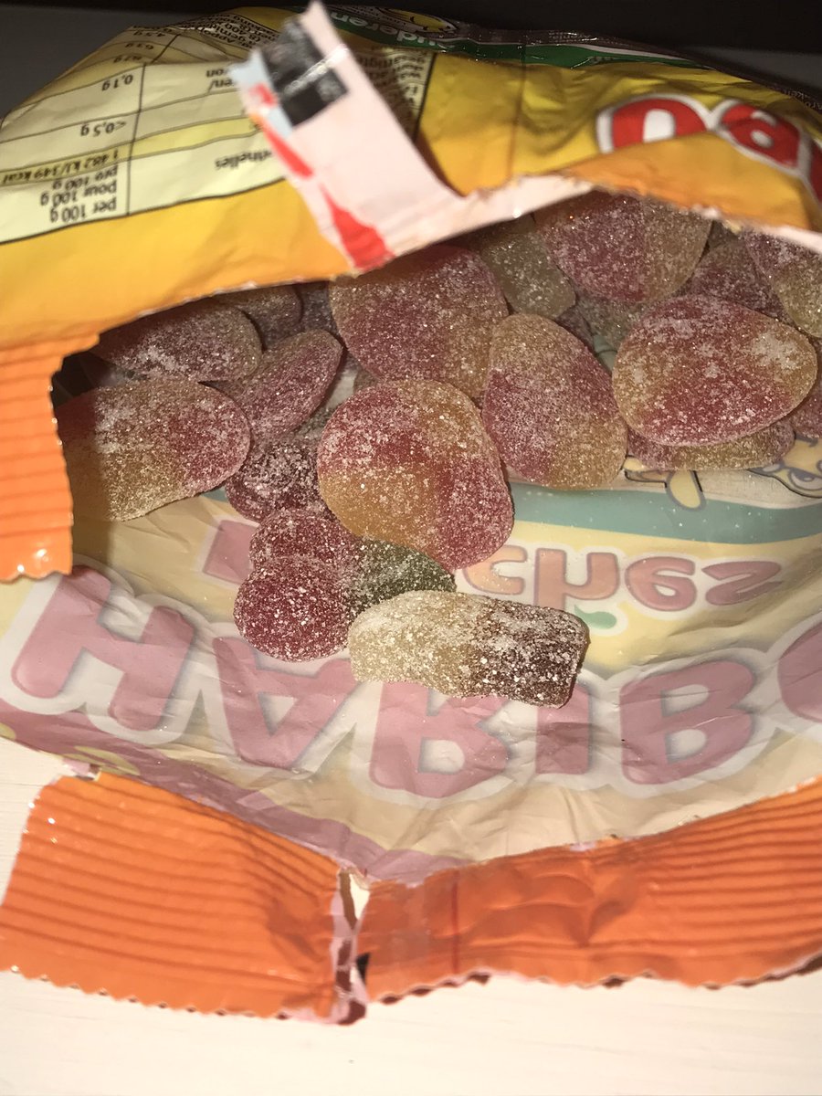 #haribo wtfff is ditt ?? Hoezoo kan daa? Hahahaha