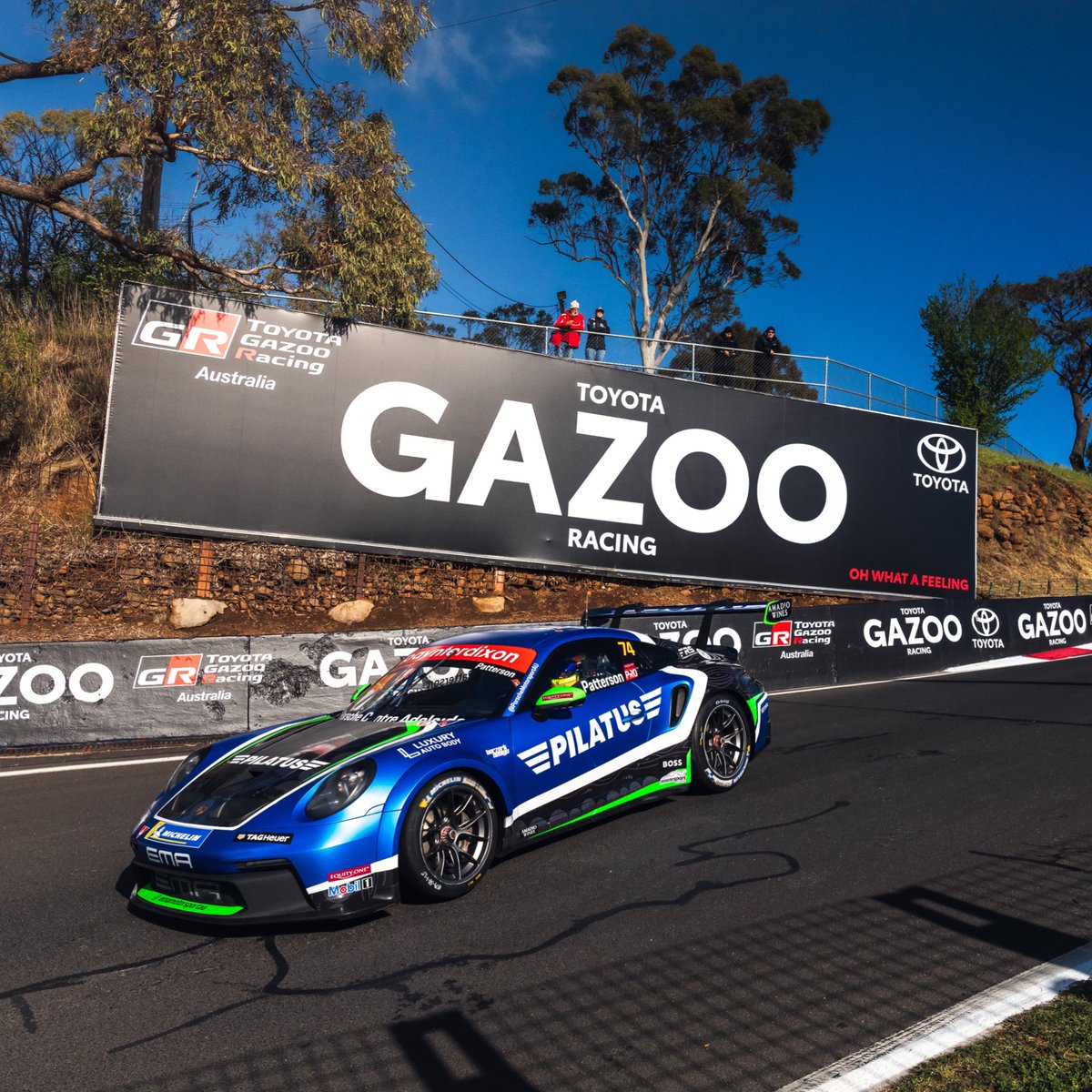 Front row at the Mountain! 👊

A dream debut qualifying for Harry, as he puts the #19 in P2, with Garnet just outside the top-10 for the opening race of the Bathurst weekend. 

P2 🔵🟡 #19 @HarryKingRacing 
P13 🔵🟢 #74 @Garnetpatto29 

#carreracupaus #porschecarreracup…