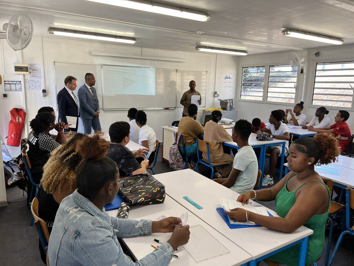 Académie de La Réunion tweet media