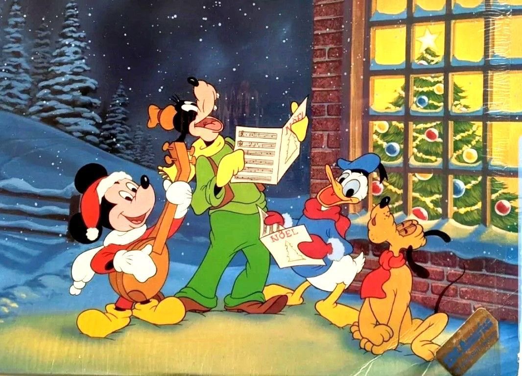 lostyouinmay's tweet photo. “ 81 days left until christmas 🎅🏻🧣🌟” https://t.co/4FBiypDIxX