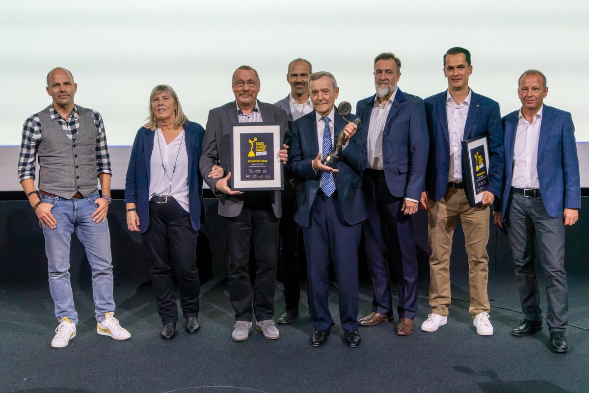 SWISS CLASSIC AWARD 2023 🏆🇨🇭 …ab sofort kann abgestimmt werden! Insgesamt 21 Kandidaten stehen für die Wahl in den 7 Kategorien für den SCA2023 zur Wahl: 

swiss-classic-award.ch/wahl-2023

Die Preisverleihung der SWISS CLASSIC AWARDS findet am 25. November 2023 im Verkehrshaus statt.