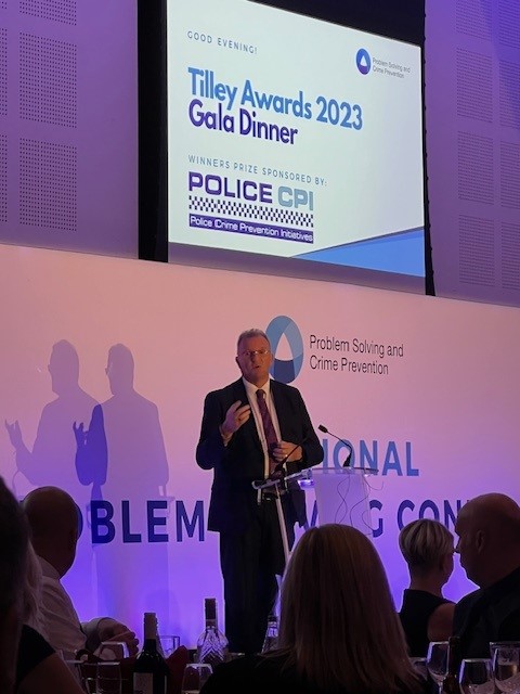 securedbydesign's tweet photo. We were delighted to host the #TilleyAwards at the #NationalProblemSolvingConference yesterday evening. Congratulations to the overall 2023 winner, @gmpolice’s Op Vulcan &amp; to the four other finalists too for insight into their excellent projects as well. https://t.co/WddYn2u3QG https://t.co/IjKTWf0lXB