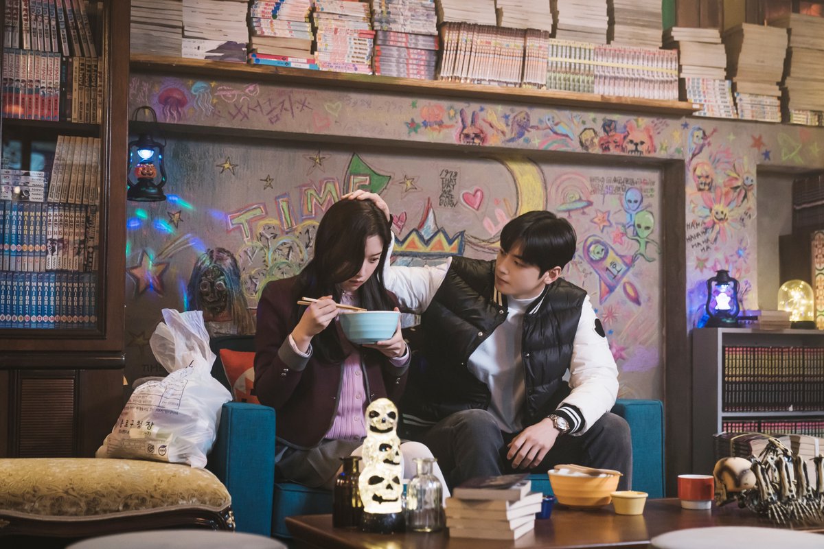 watch_UNEXT_K's tweet photo. 💖独占見放題💖配信中🥳
#ASTRO #チャウヌ #ムン・ガヨン #ファン・イニョプ 主演の超話題作
✨『#女神降臨』✨

メイクの力で“女神”へと変身するヒロイン💄✖タイプの異なるイケメン2人💕🥰
 
#韓流見るならUNEXT #UNEXT #韓ドラ #CHAEUNWOO #차은우
https://t.co/r4Uk6I64iY https://t.co/mY9IZMZTKQ