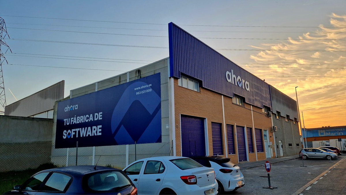 EuskoData_SA's tweet photo. 😎 Buenos días desde la Fábrica de @AhoraFreeware en Valencia #EquipoEuskodata
Todo listo para el curso de "Arqueros de la palabra - El arte de escuchar" 💪
#hablarenpublico #aprendizaje #formacioninterna https://t.co/AOKM1SBqNS