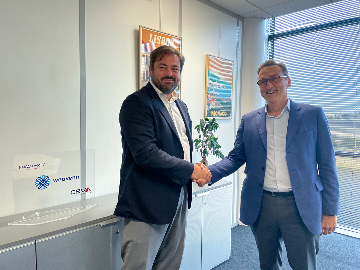 🚀 C'est officiel ! <a href="/GroupeFnacDarty/">Groupe Fnac Darty</a> s'associe à <a href="/cevalogistics/">CEVA Logistics</a> 🤝 !

L'ambition : créer une entreprise commune pour devenir un acteur majeur européen du marché de la #logistique #ecommerce et du SaaS Marketplace pour répondre aux besoins des acteurs du #ecommerce !