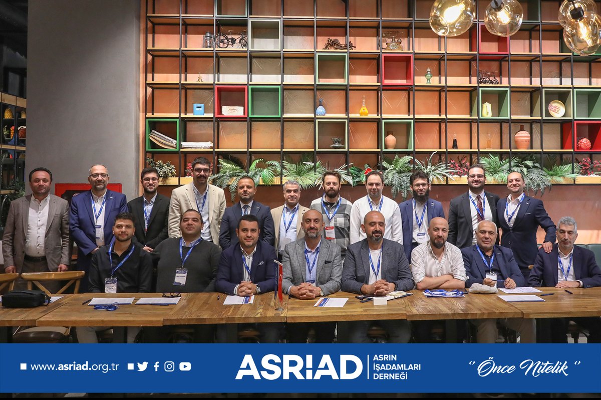 asriadgm's tweet photo. ASRİAD İş Geliştirme Başkanlığı tarafından organize edilen 200. Ticaret Toplantımızı, İş Geliştirmeden Sorumlu Genel Başkan Yardımcısı ve Kuzey Gümrük Müşavirlik Yönetim Kurulu Başkanı Engin Doğan Bey’in ev sahipliğinde Kasap Şakir Restoran'da gerçekleştirdik.

Ticaret toplantımızın hayırlı ve bereketli olmasını dileriz.  

#ticaret #öncenitelik