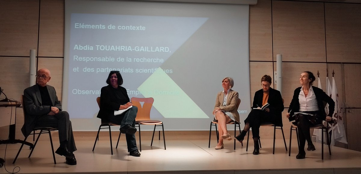 #EnRegion #BourgogneFC

🏡 #DemainChezMoi, un mode de vie qui me ressemblera. 

Vivre chez moi, durablement... mais comment ? 

On en parle dans notre 1ere partie 👇🏻