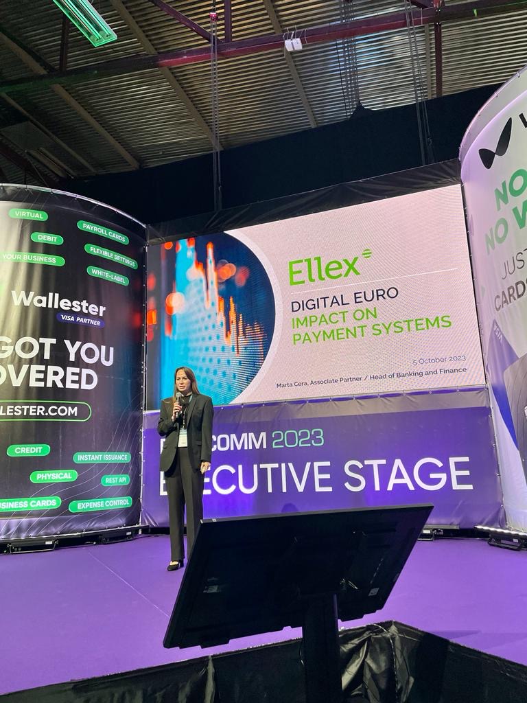 Ellex_Klavins's tweet photo. RIGA COMM jau šodien!🎉
Priecājamies pasākuma pirmajā dienā redzēt @ellex_klavins asociēto partneri Martu Ceru uz konferences skatuves, stāstot par digitālo eiro!🪙
#rigacomm #ellex #digital #euro https://t.co/gOvA9PTbsP