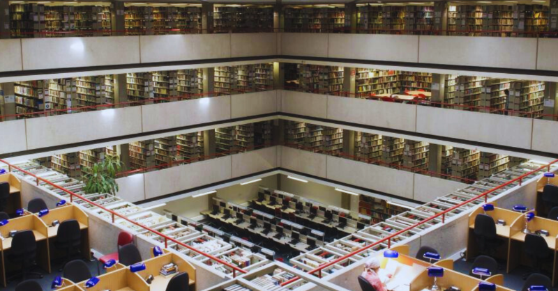 SOAS's tweet photo. Happy 50th birthday to our SOAS Library 🎉

Have you ever wondered about its history? Discover the story behind the famous design and construction of the Philips Building.