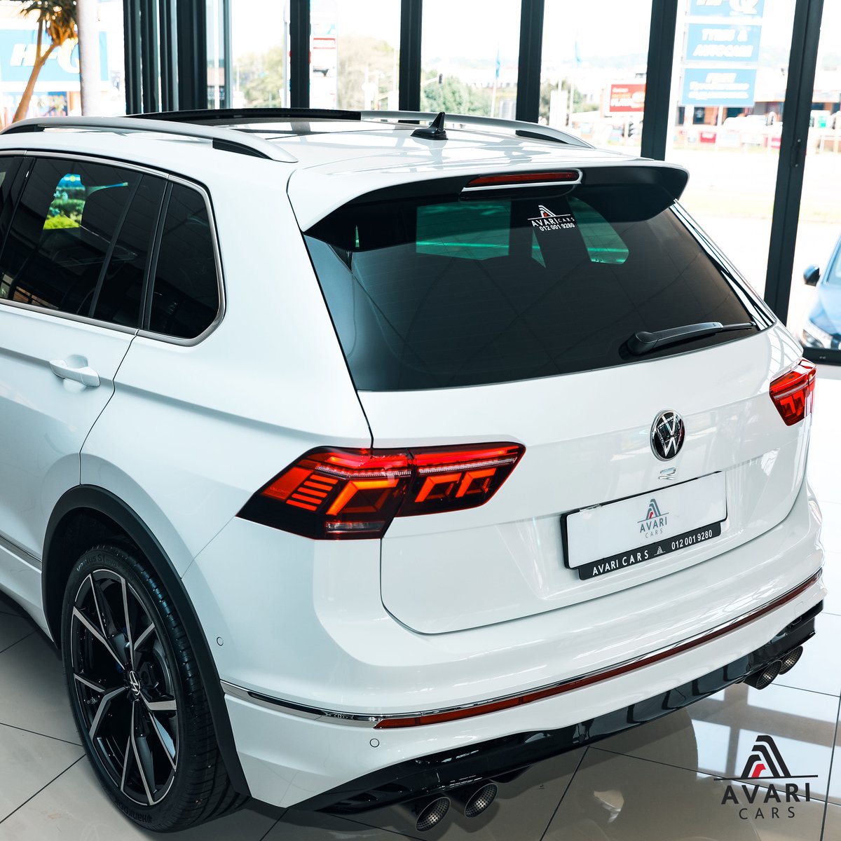 AvariCars's tweet photo. Sometimes, you need to stand out...
And with the VW Tiguan, you can do just that!π€«
https://t.co/4BOc3NvIWW
#avaricars #carclubsa
#rline #vehicle #instacar #carinsta
#Tiguan #vehicle #cars #luxury #tiguan
#beautiful #VW #Volkswagen #vw
#Beauty #highendvehicles https://t.co/LdbBbIHB7q