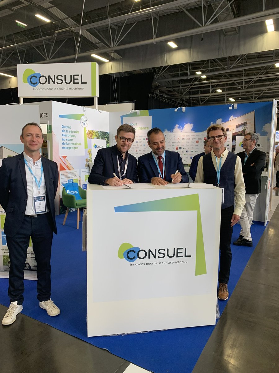 💯En direct du #CongrèsHlm, @espacil s’engage avec #CONSUEL, dans la sécurisation, l’optimisation de la gestion et de la maintenance électrique de son parc.