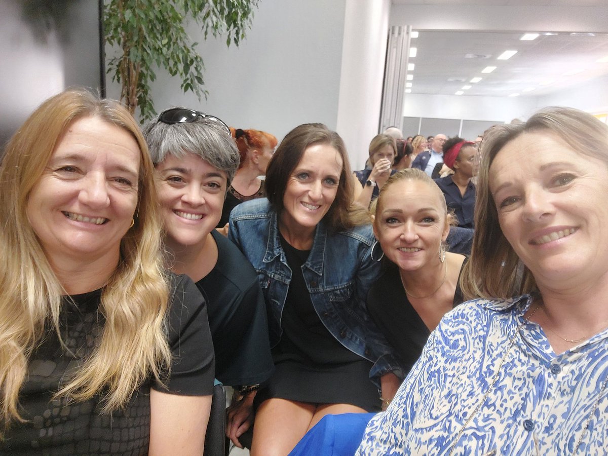 MissionLVEI13's tweet photo. L'équipe participe au séminaire "l'education au numerique"  #TNE destiné aux formateurs du 13 et organisée par #dsden13 et #canope une belle journée en perspective! https://t.co/17lP3LxdBV