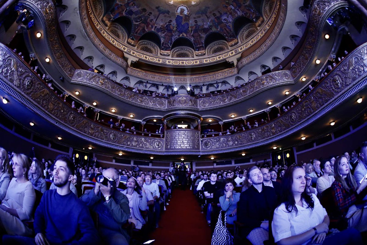 dStanca's tweet photo. Mulțumim pentru primire, Timișoara! 💌 Suntem onorați #iqdigital #upgrade100 #george #bcr #vodafone #startupstimisoara https://t.co/kDqcrbAQWa