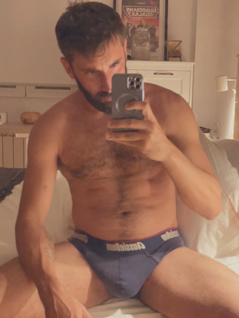 xtaky_'s tweet image. Home Sweet Home